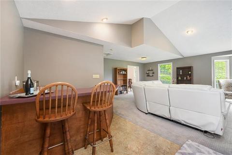 109 Clearview, Irwin, PA 15642 photo 7