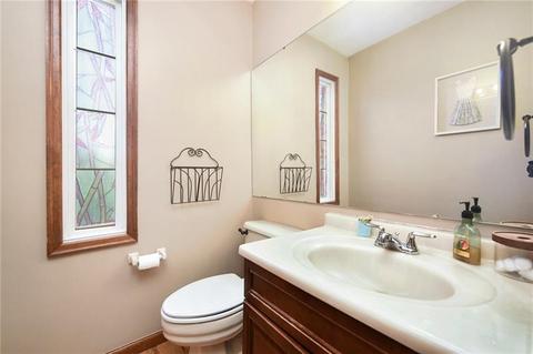 109 Clearview, Irwin, PA 15642 photo 18