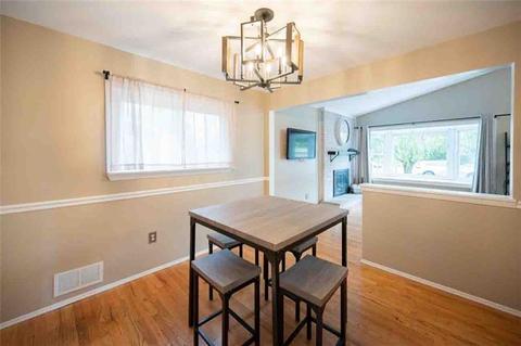 2953 Sunset Cir, Export, PA 15632 photo 9