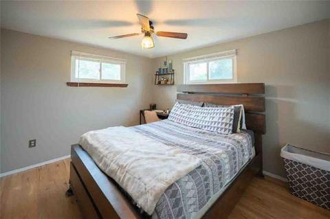 2953 Sunset Cir, Export, PA 15632 photo 13