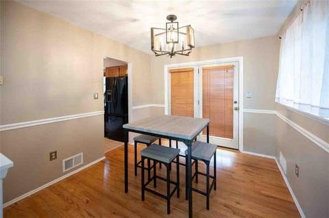2953 Sunset Cir, Export, PA 15632 photo 7