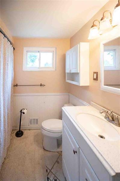 2953 Sunset Cir, Export, PA 15632 photo 15