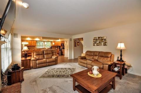 103 Pine Nut Dr, Nottingham, PA 15330 photo 9