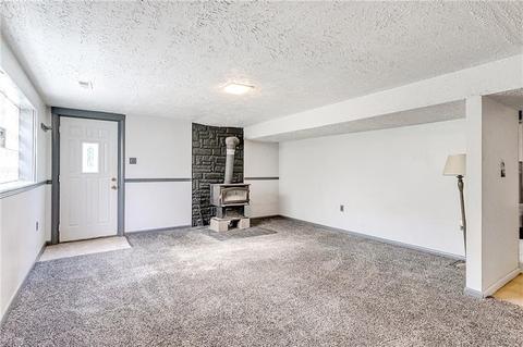 170 Crescent Dr, Irwin, PA 15642 photo 14