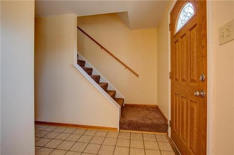 140 Cherrytree Rd, Scott Twp - Sal, PA 15106 photo 13