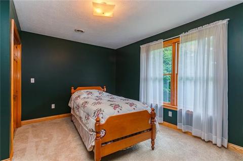 156 W Mowry Rd, Monaca, PA 15061 photo 16
