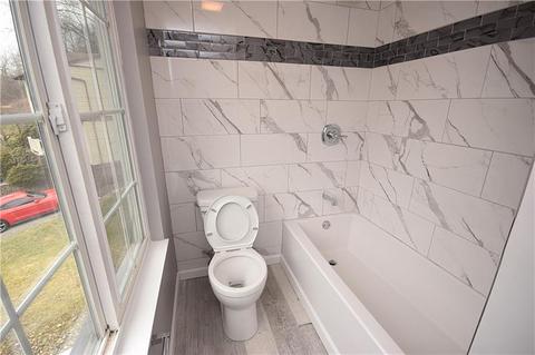 312 Macnab Dr, Coraopolis, PA 15108 photo 12