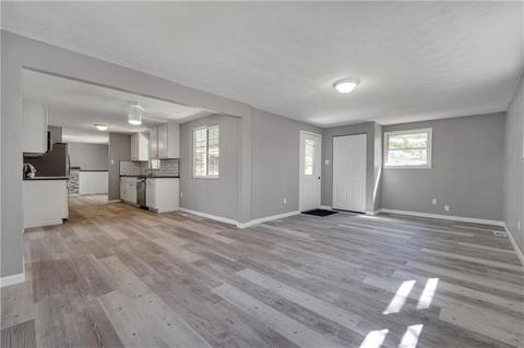 312 Macnab Dr, Coraopolis, PA 15108 photo 9