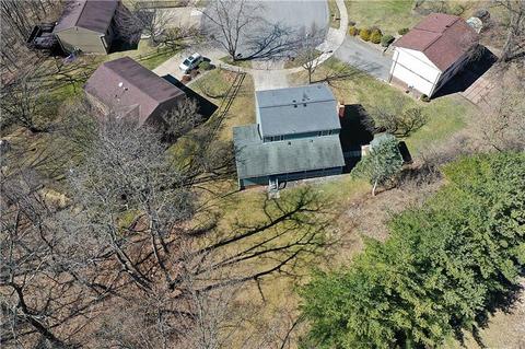 312 Macnab Dr, Coraopolis, PA 15108 photo 24