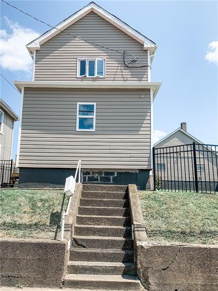517 Brown St, Everson, PA 15631 photo 1