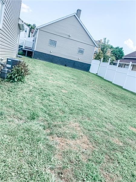 517 Brown St, Everson, PA 15631 photo 6
