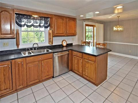5844 Claridge Export Rd, Export, PA 15632 photo 3