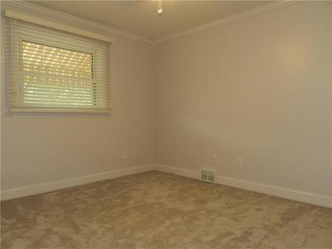 541 Walnut St, Vandergrift, PA 15690 photo 21
