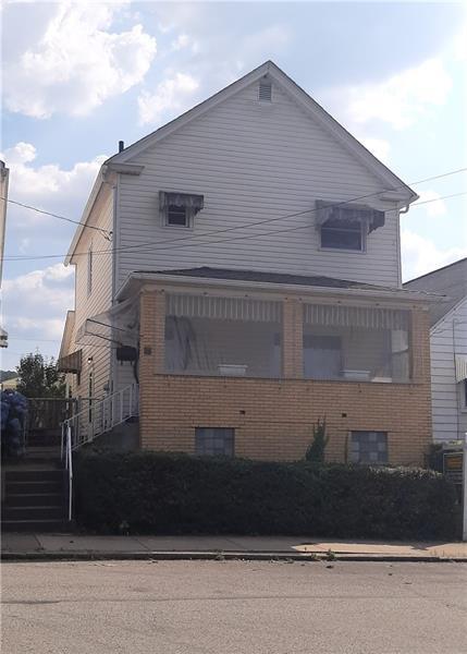 541 Walnut St, Vandergrift, PA 15690 photo 2