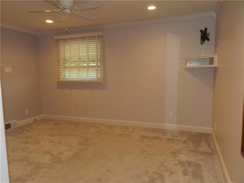 541 Walnut St, Vandergrift, PA 15690 photo 22