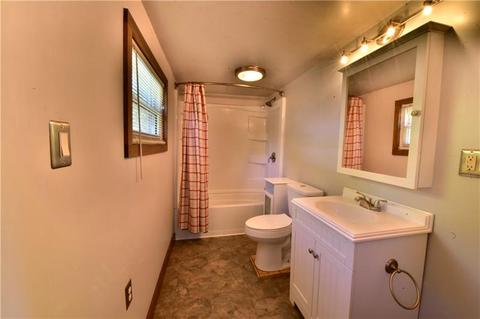 47 Maple St, Muse, PA 15350 photo 5