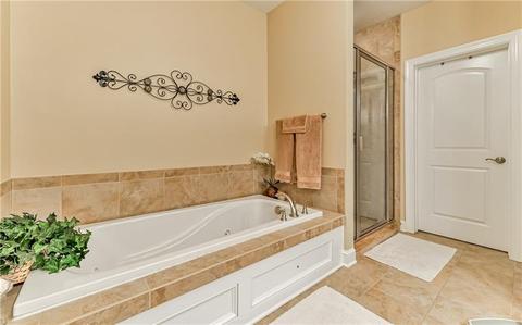604 Torrey Pine Dr, Mars, PA 16046 photo 10