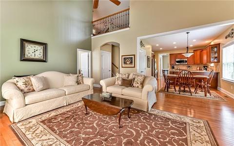 604 Torrey Pine Dr, Mars, PA 16046 photo 6