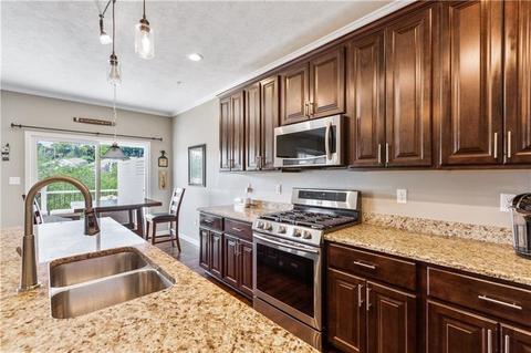 504 Isabella Ct, Coraopolis, PA 15108 photo 7