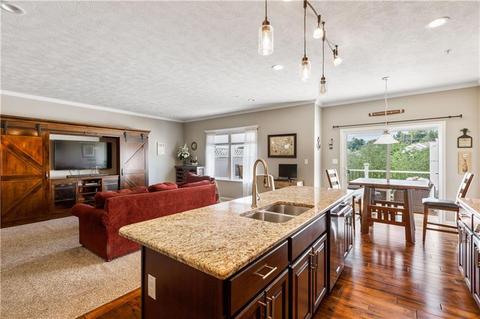 504 Isabella Ct, Coraopolis, PA 15108 photo 8
