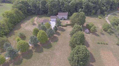 131 Arrowhead Ln, Irwin, PA 15642 photo 24