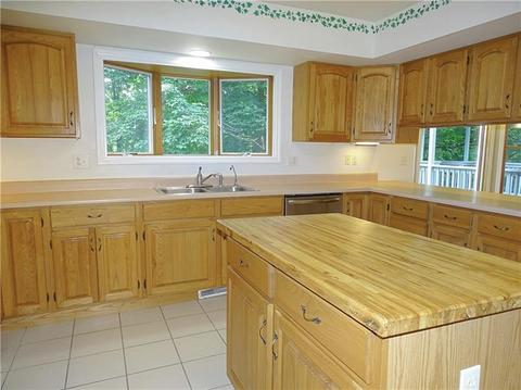 131 Arrowhead Ln, Irwin, PA 15642 photo 11