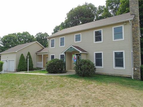 131 Arrowhead Ln, Irwin, PA 15642 photo 1