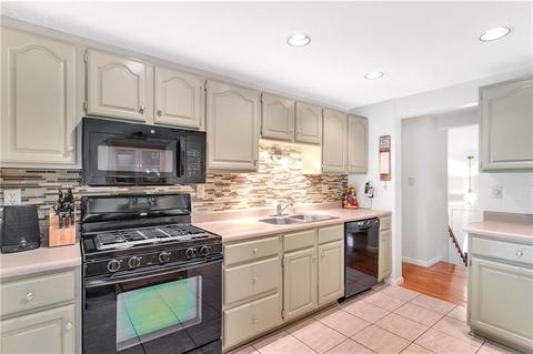 5896 Claridge Export Rd, Export, PA 15632 photo 11