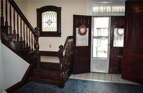 505 Walnut St, Irwin, PA 15642 photo 3