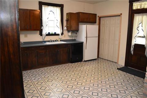 505 Walnut St, Irwin, PA 15642 photo 13