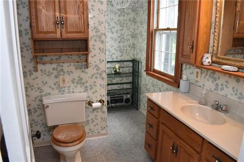 505 Walnut St, Irwin, PA 15642 photo 18