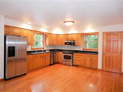 736 Valley View Rd, Nottingham, PA 15330 photo 4