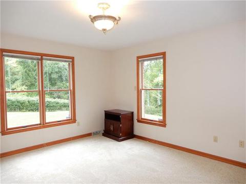 736 Valley View Rd, Nottingham, PA 15330 photo 8