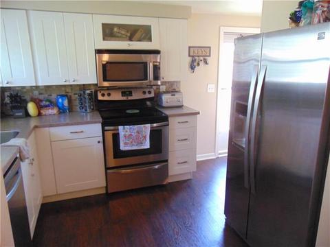 1109 8th St, Irwin, PA 15642 photo 6