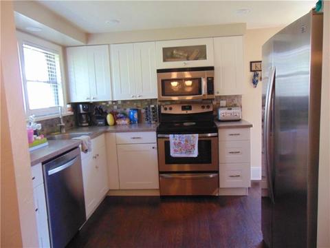 1109 8th St, Irwin, PA 15642 photo 4