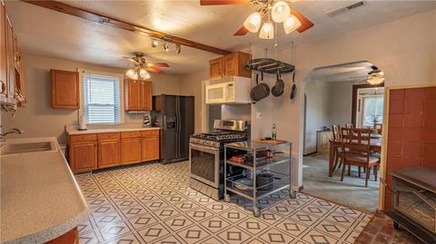 64 Coraopolis Rd, Coraopolis, PA 15108 photo 9