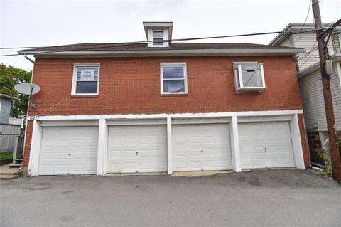 627 Maple St, Irwin, PA 15642 photo 2