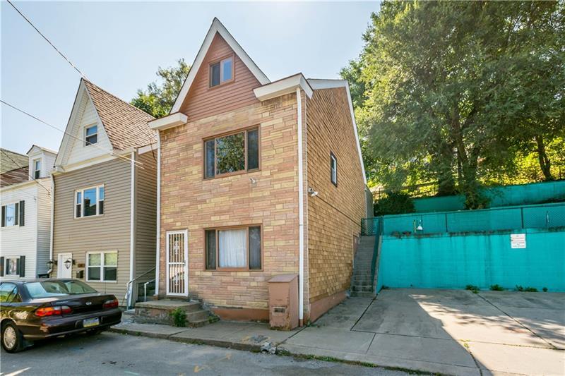  56 Magdalene St, Pittsburgh, PA 15203 photo 2