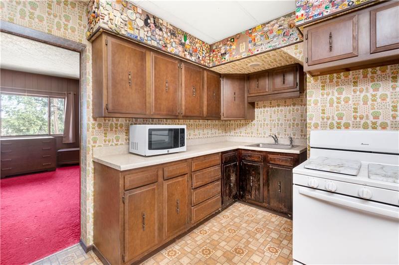  56 Magdalene St, Pittsburgh, PA 15203 photo 19