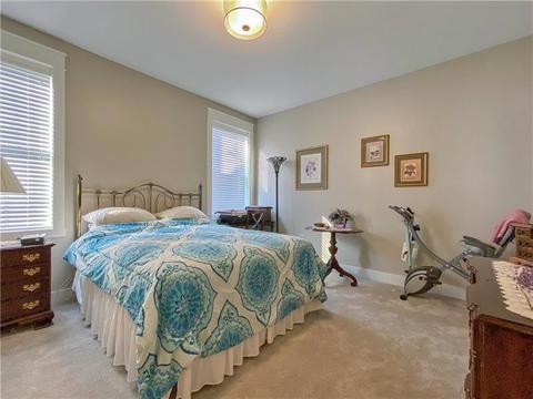 2113 Ridge Rd, Monaca, PA 15061 photo 12