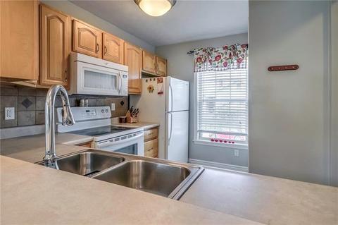 706 6th Ave, Coraopolis, PA 15108 photo 10