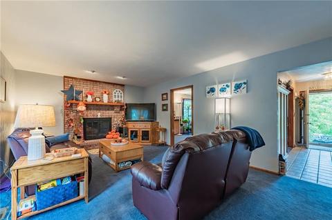 110 Rizzi Dr, Irwin, PA 15642 photo 11