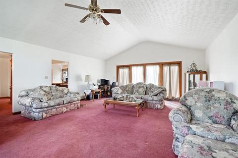 137 Azzo Rd, Eighty Four, PA 15330 photo 8