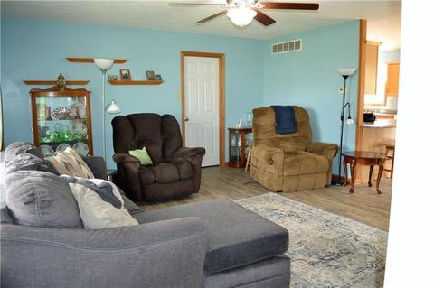 192 Elderton Heights Rd, Plumcreek Twp, PA 15736 photo 2