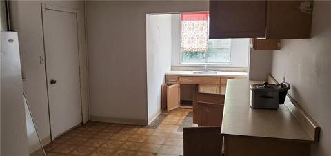 224 Corey Ave, Braddock, PA 15104 photo 8