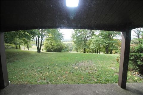 65 Munntown Rd, Eighty Four, PA 15330 photo 16
