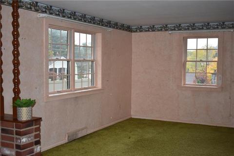 704 Pine St, Mars, PA 16046 photo 10
