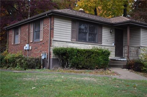 704 Pine St, Mars, PA 16046 photo 8