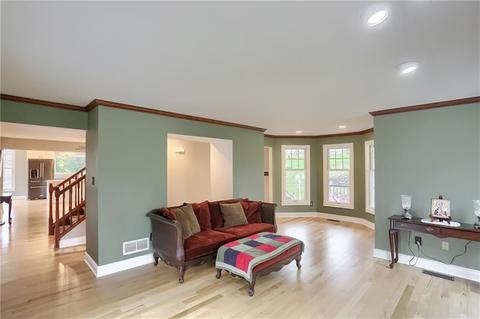 181 Davidson Rd, Mars, PA 16046 photo 3
