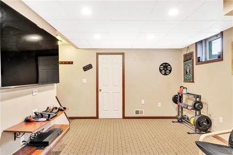 507 Blackburn Ct, Seven Fields, PA 16046 photo 22